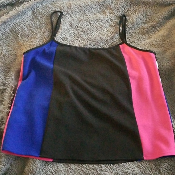 Colorblock top - Picture 2 of 2
